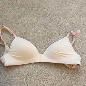 Victoria's Secret Cream Bra